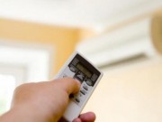 Nhà đẹp - Những sai lầm dễ mắc khi sử dụng điều hòa khiến hóa đơn tiền điện tăng vùn vụt