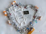 Bà bầu - Ảnh thụ thai nhờ ống nghiệm đầy đau đớn gây xúc động