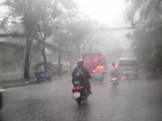 Tin tức - Mưa mù trời kèm lốc xoáy ở Sài Gòn