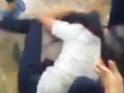 Tin tức - Nữ sinh bị đánh hội đồng trong khuôn viên trường