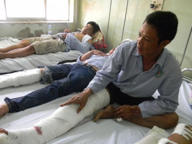 Tai nạn thảm khốc ở Bình Thuận: Bàng hoàng, tang thương!