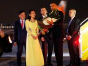 Clip Eva - Clip: Nữ sinh Việt tặng hoa cho Tổng thống Mỹ Obama