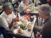 Tin tức - Chủ quán bún chả: "Tay ông Obama rất ấm nóng và mềm"