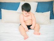 Làm mẹ - Thiên thần lai gốc Việt đáng yêu trong bộ ảnh mới