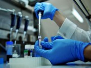 Tin tức - 10 năm nữa chưa chắc có thuốc chữa ung thư “made in Việt Nam”