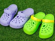 Làm mẹ - Hàng triệu trẻ em vẫn đi đôi dép này mà không biết nguy hiểm tiềm ẩn