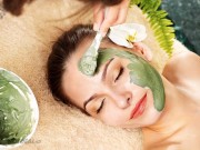 Làm đẹp - Đặc trị da dầu tại nhà với mặt nạ bột trà xanh tự chế