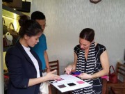 Eva tám - Gặt hái thành công từ căn gác mái 12 mét vuông nhờ khâu đồ da