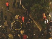 Tin tức - Cô gái bị một nhóm đàn ông vây đánh hội đồng ở Paris