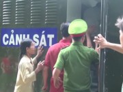 Tin tức - Người phụ nữ thoát chết dưới tay hàng xóm táo tợn