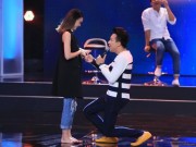 Làng sao - Trấn Thành bất ngờ quỳ gối "cầu hôn" Lan Ngọc