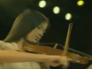 Clip Eva - Tại sao con lại phải giống như những người khác?