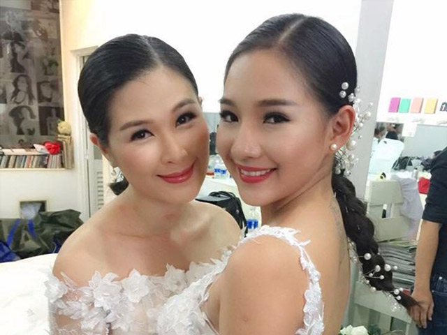 Vợ Duy Nhân bất ngờ làm người mẫu váy cưới