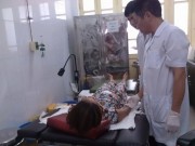 Tin tức - Tâm sự của bác sĩ tay không cấp cứu bệnh nhân HIV đầy máu