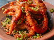 Bếp Eva - Tôm rang muối tiêu ngon cơm