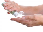 Sức khỏe - 5 lý do nên tránh xa dung dịch rửa tay khô