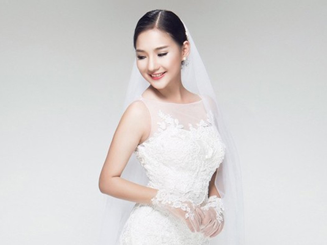 Trọn vẹn bộ ảnh vợ Duy Nhân làm mẫu váy cưới
