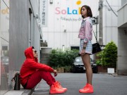 Thời trang - Khảo giá những đôi sneaker khiến mọi cô gái mê mệt