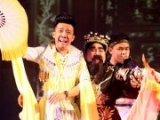 Làng sao - Trấn Thành gây "sốc" khi làm Điêu Thuyền phiên bản "đầu đinh"