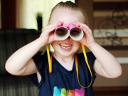 Làm mẹ - Dạy con chơi vui mà tiết kiệm chỉ từ ... lõi giấy vệ sinh