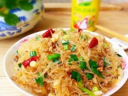 Bếp Eva - Bữa sáng giản dị với miến xào thịt băm