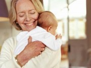 Eva tám - Cháu bà nội, tội bà ngoại