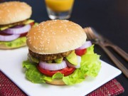 Bếp Eva - Tự làm hamburger kẹp thịt gà đãi cả nhà bữa sáng