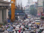 Tin tức - Ảnh: Dân Thủ đô khốn khổ vì “lô cốt” đường sắt trên cao