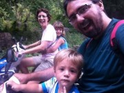 Tin tức - Ủy ban ATGT Quốc gia đề nghị làm rõ vụ khách Tây mất đồ