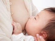 Làm mẹ - 5 sai lầm “ngã ngửa” về việc cho con bú sữa mẹ