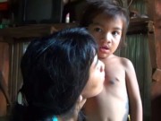 Tin tức - Bé gái suýt bị chôn sống vì bị mang danh "ma rừng"
