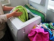 Nhà đẹp - Mắc bệnh vì quá nhiều người giặt quần áo sai cách
