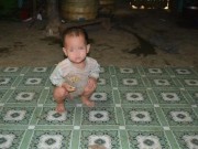 Tin tức - Ám ảnh của người mẹ chứng kiến chồng hờ bán con trừ nợ