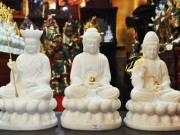 Nhà đẹp - Vị trí đặt bàn thờ Phật cầu phúc cho cả nhà bình an