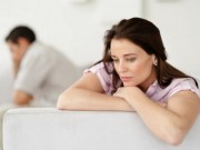 Eva tám - Vô tình xem chồng chat, vợ ghen đến lạnh nhà