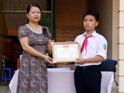 Tin tức - Học sinh lớp 7 nhặt được hơn 14 triệu trả lại người đánh mất