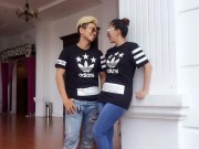 Làng sao - Khánh Thi - Phan Hiển tình tứ bên nhau ngày cuối tuần