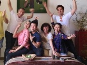 Làng sao - Hà Tăng thảnh thơi vui đùa cùng bạn bè