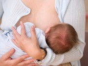 Làm mẹ - Sữa mẹ có thể truyền hóa chất độc hại từ mẹ sang con