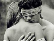 Eva tám - Đàn ông lừa dối phụ nữ thường kém thông minh