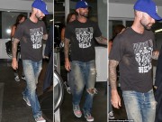 Làng sao - Adam Levine "xuống sắc" tàn tạ xuất hiện bên vợ