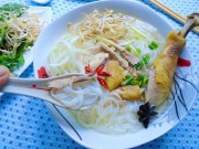 Bếp Eva - Bữa sáng thỏa thê thưởng thức phở gà tại nhà