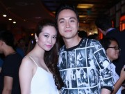 Làng sao - Nhật Tinh Anh đi xem phim cùng bạn gái lâu năm