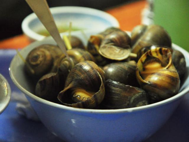 Cách làm sạch và luộc ốc ngon