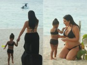 Làng sao - Mẹ con Kim Kardashian đáng yêu với bikini "ton sur ton"