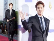 Làng sao - Lee Min Ho điển trai phong độ trên thảm đỏ LHP