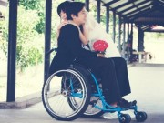 Eva Yêu - Chuyện tình cảm động của cô gái xinh đẹp và chàng trai khuyết tật