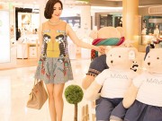 Làng sao - Giáng My trẻ trung đi mua sắm ở Thái Lan