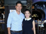 Làng sao - Vợ Bình Minh tất bật đến ủng hộ chồng