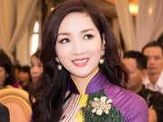 Làng sao - HH Giáng My nền nã đi trao học bổng